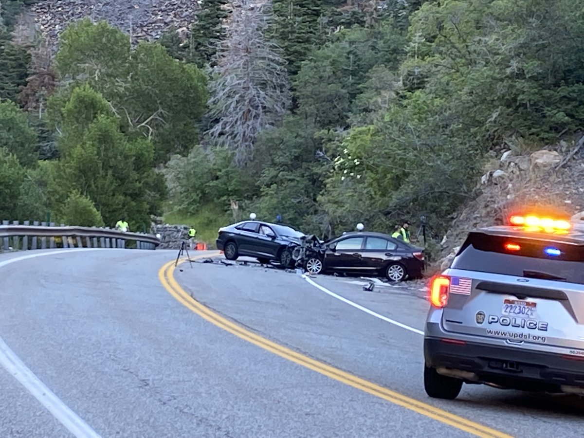 Big Cottonwood Canyon was closed Saturday morning after a serious head-on crash.