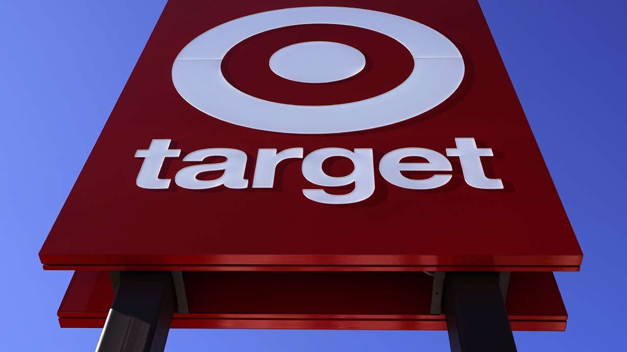 Target stores in select markets are piloting a new service in which a robot pipes polish onto fingernails, leaving no brush lines.