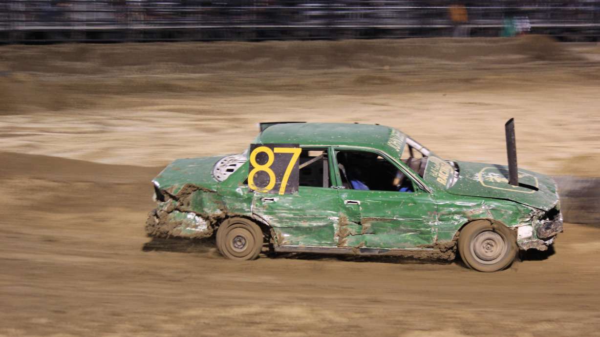 The No. 87 car runs on a temporary spare tire during a race at Trash Car Racing in Logan on July 16.