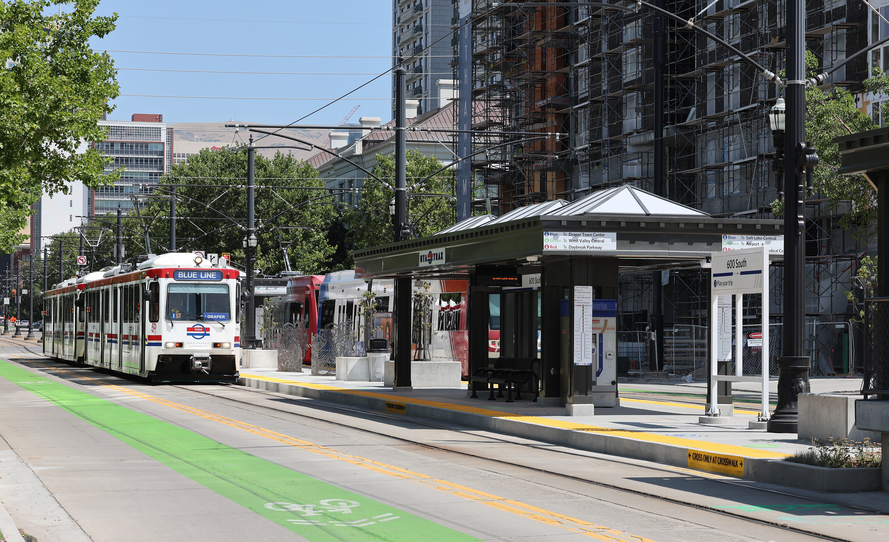 A Siemens SD100 light rail car pulls into a Utah Transit Authority TRAX station at 600 Main Street in Salt Lake City on July 26, 2022. The style of rail car is slated to be replaced by a new fleet of Stadler Rail cars.