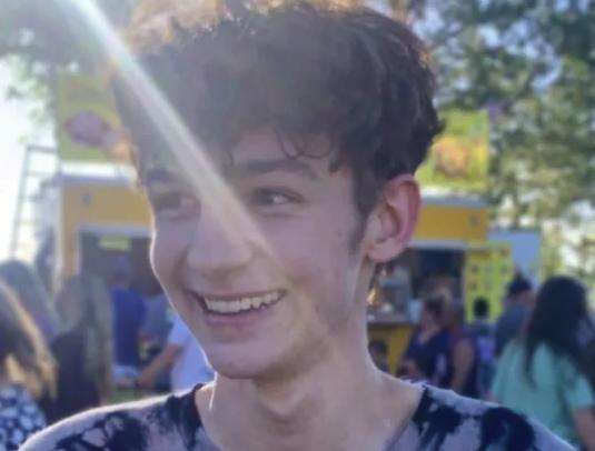 Gavin Hone, 16