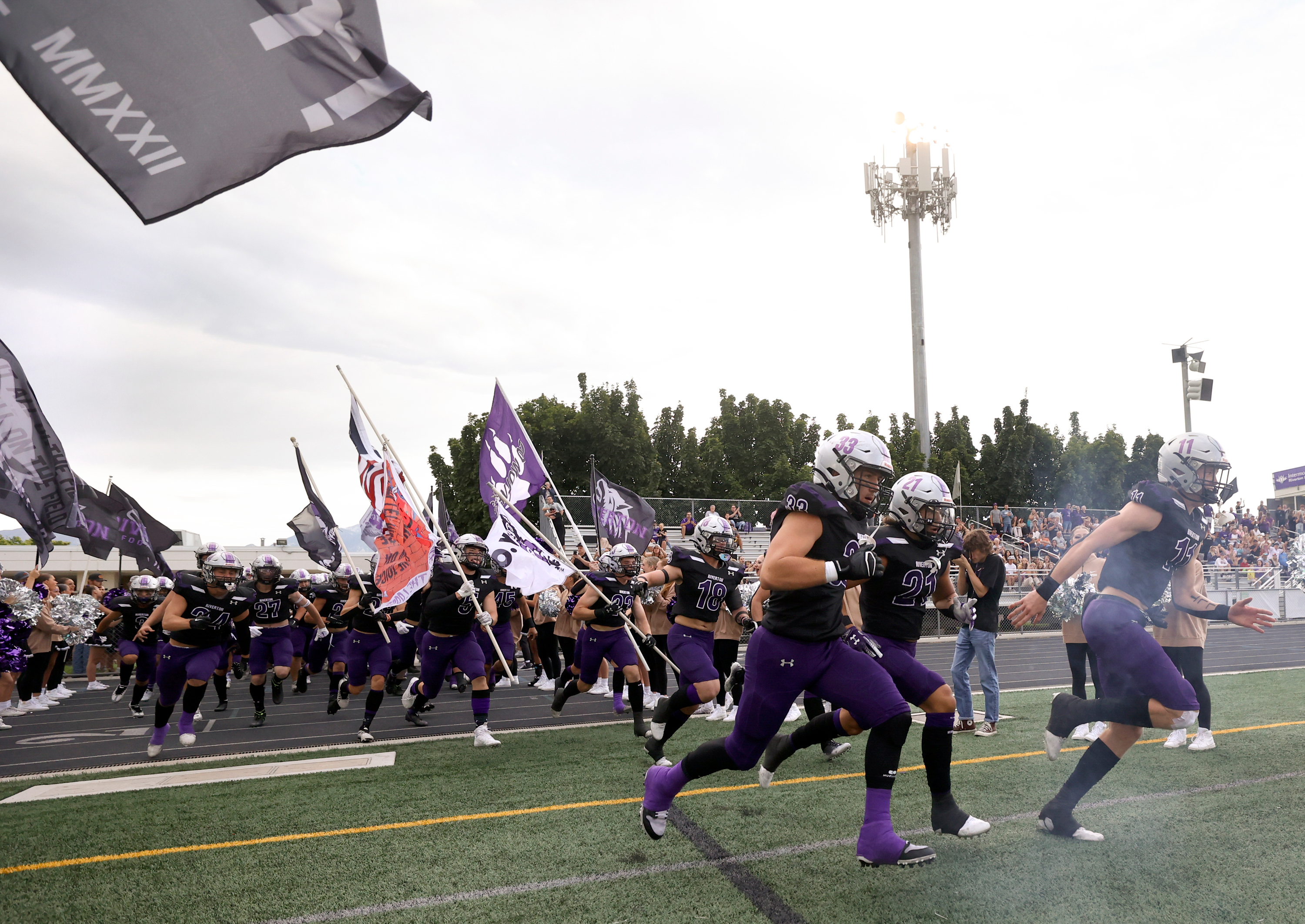 Syracuse plays Riverton in a varsity football game at Riverton High School in Riverton on Friday, Aug. 12, 2022. Riverton won 27-25.