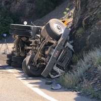 Judge orders dump truck driver to stand trial in fatal crash, dismisses charges for truck's owner