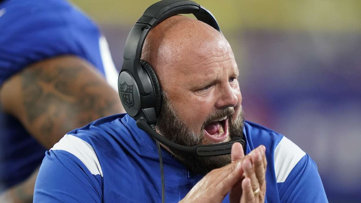New York Giants head coach Brian Daboll calls to his players during the first half of a preseason NFL football game against the Cincinnati Bengals, Sunday, Aug. 21, 2022, in East Rutherford, N.J.
