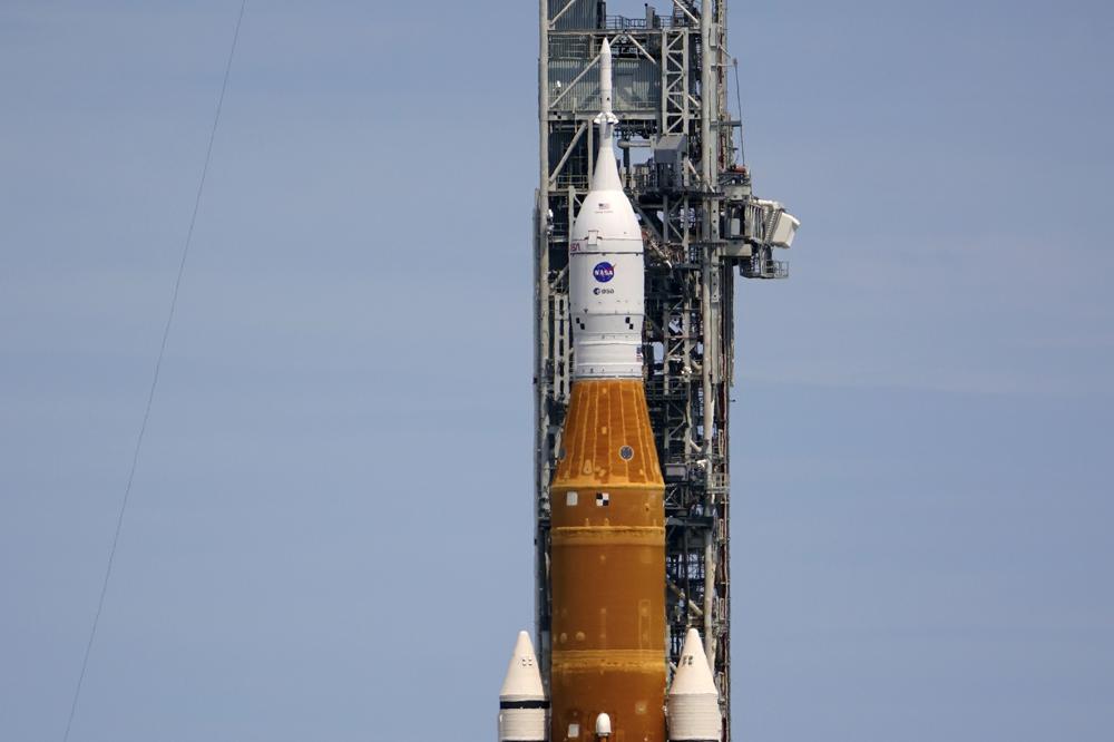 The NASA moon rocket stands on Pad 39B after yesterdays scrub for the Artemis 1 mission to orbit the Moon at the Kennedy Space Center, Tuesday, in Cape Canaveral, Fla. The next launch opportunity is scheduled for Friday.