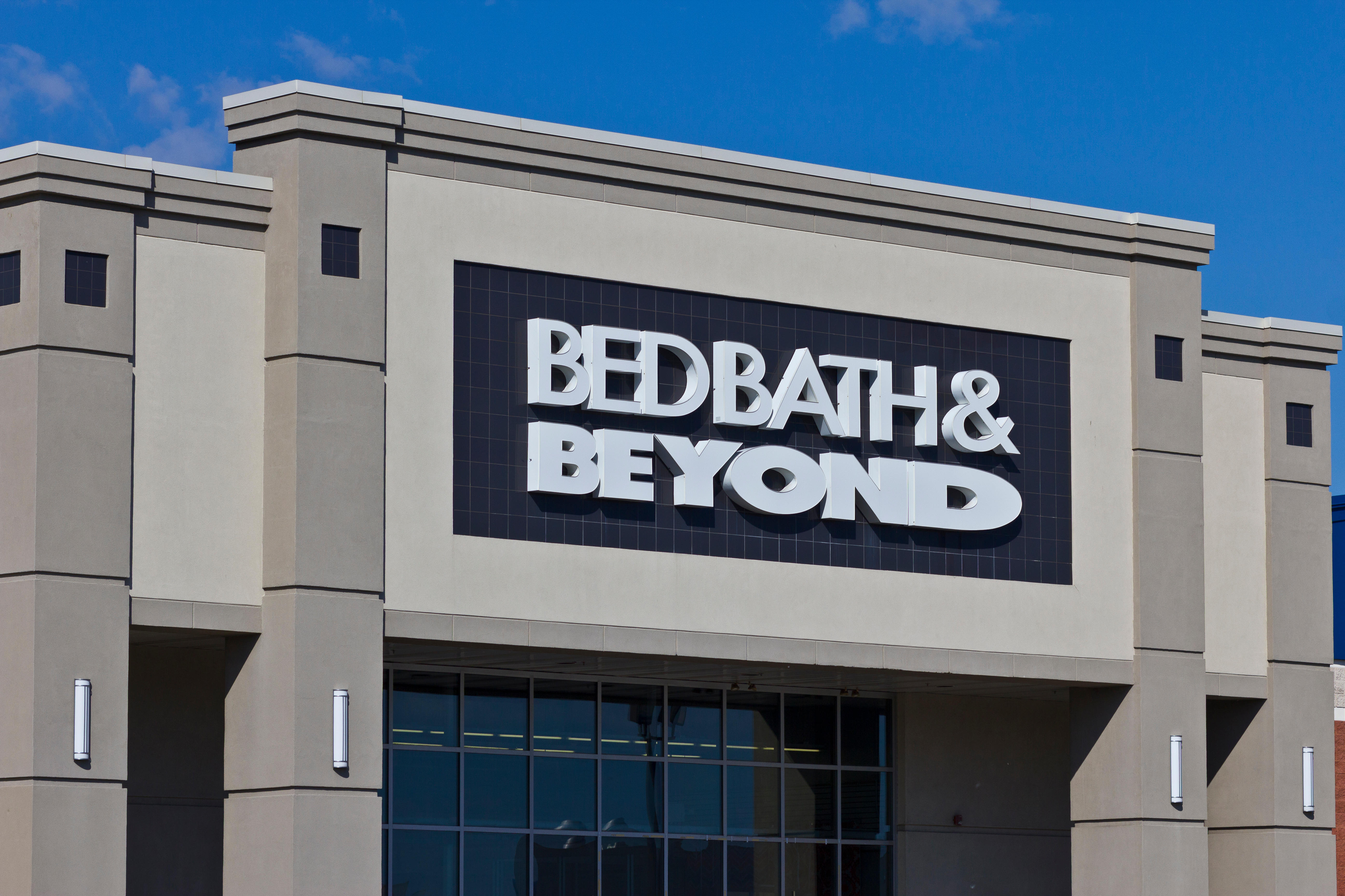 Bed Bath & Beyond warned in a regulatory filing Thursday that it received a notice of default from its lender, JPMorgan Chase.