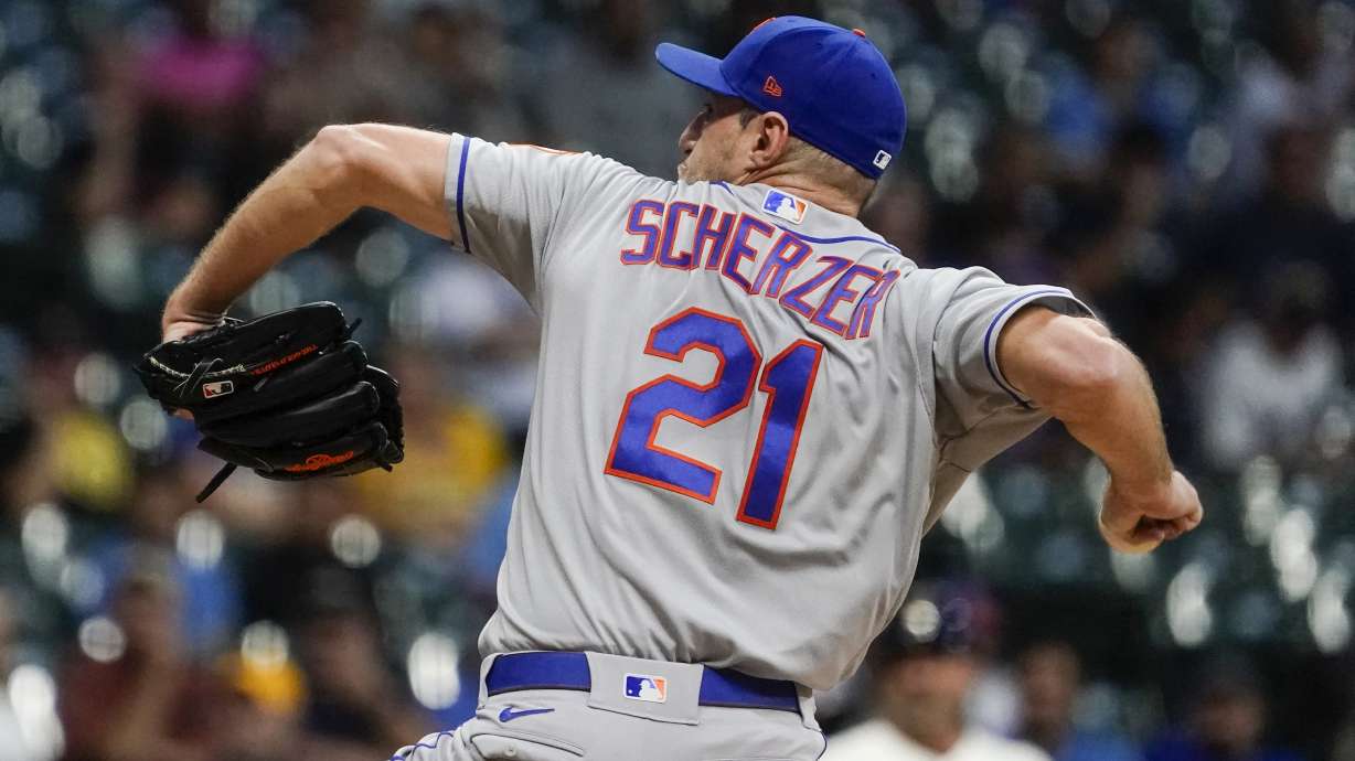 New York Mets starter Max Scherzer throws during the first inning of a baseball game against the Milwaukee Brewers Monday, Sept. 19, 2022, in Milwaukee.
