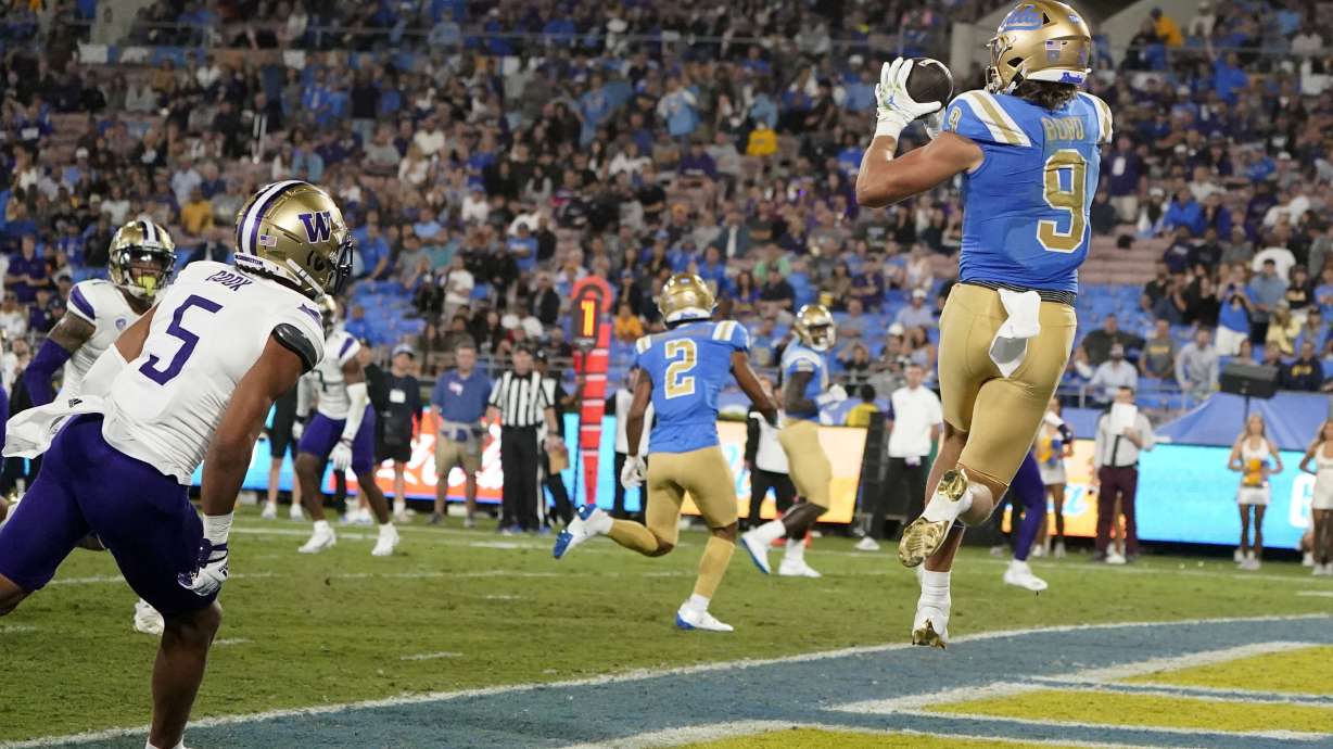 Best of the West: UCLA rises, Washington falls and 2 MW teams make 2022 debuts