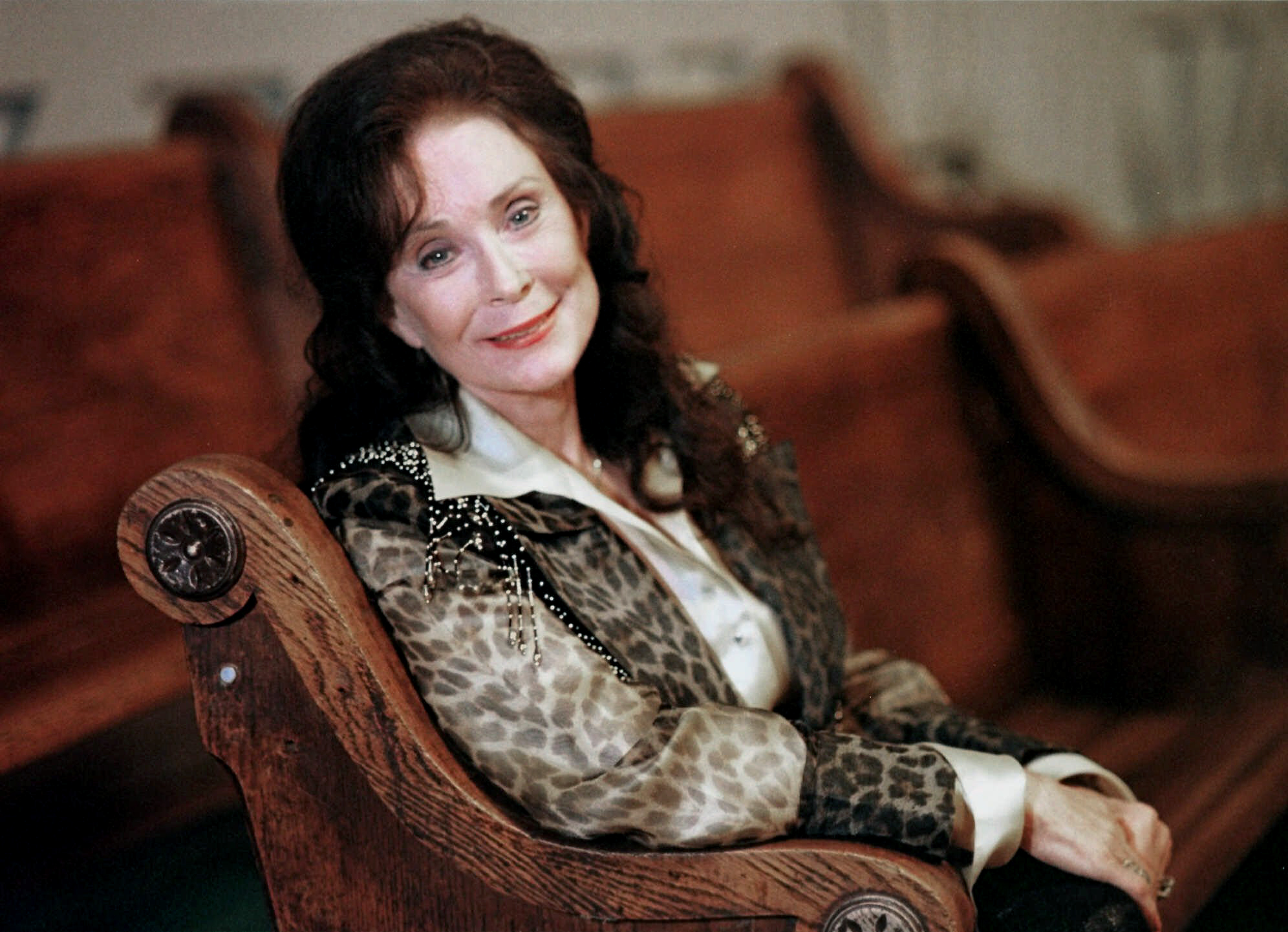 Country music great Loretta Lynn poses for a portrait in September 2000 in Nashville, Tenn.