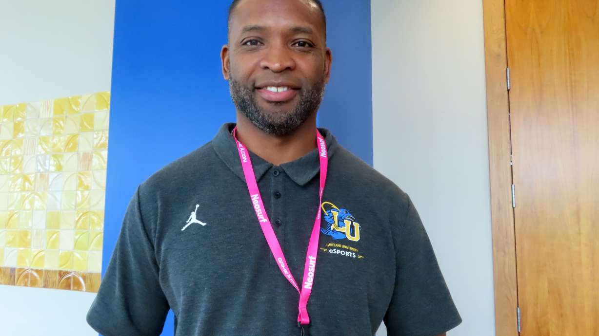 Former Green Bay Packers running back Ahman Green, the coach of Lakeland University's esports program in Wisconsin, spoke at a conference in Atlantic City, N.J. on Tuesday, Oct. 18, 2022 at which participants agreed there is great untapped economic potential in bringing together the global audience of competitive video games with the gambling industry.