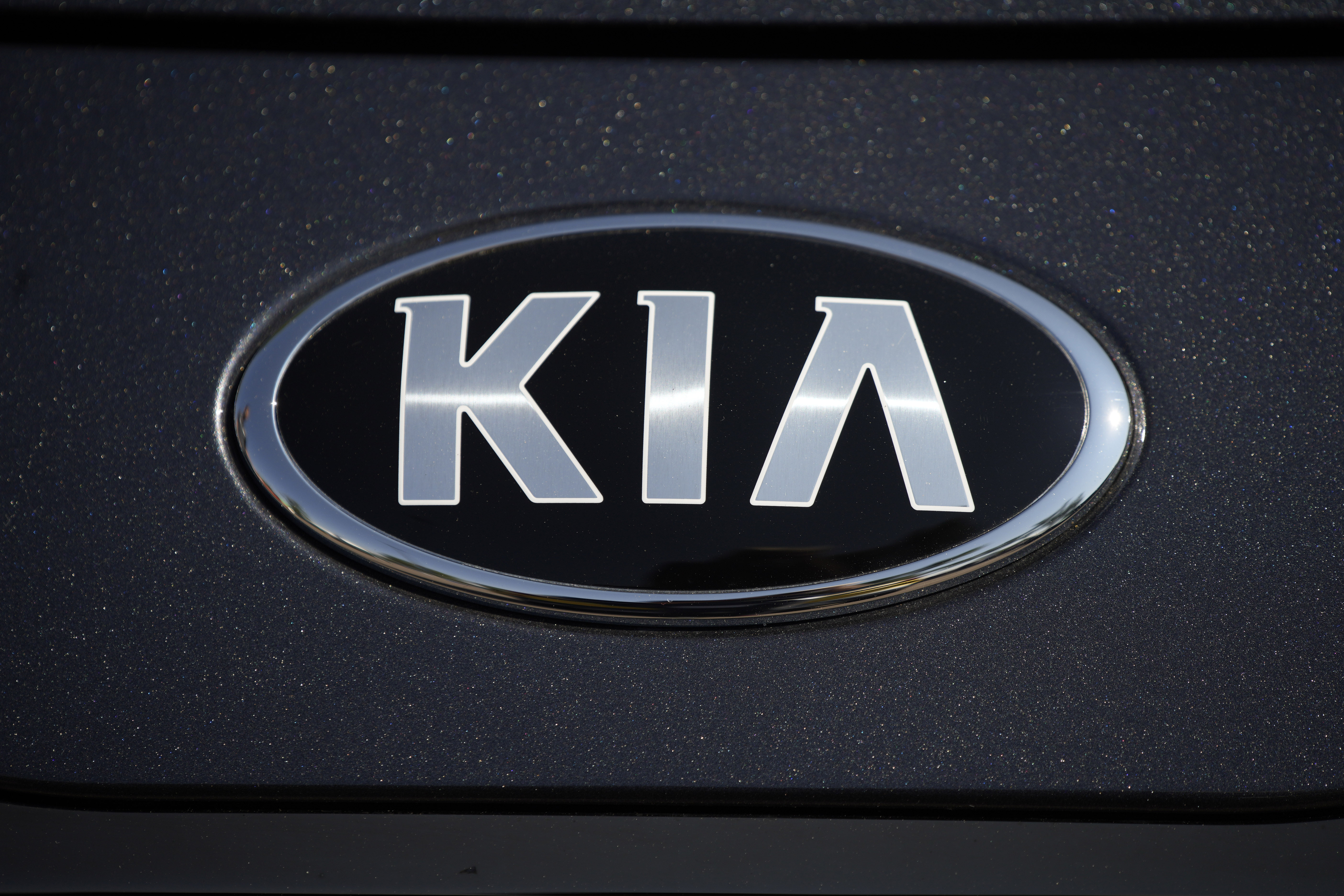Kia is telling owners, Wednesday, of nearly 72,000 older Sportage small SUVs in the U.S. to park them outdoors and away from structures after getting reports of more engine fires. It’s the second time that Sportages from the 2008 and 2009 model years have been recalled due to fire risks.