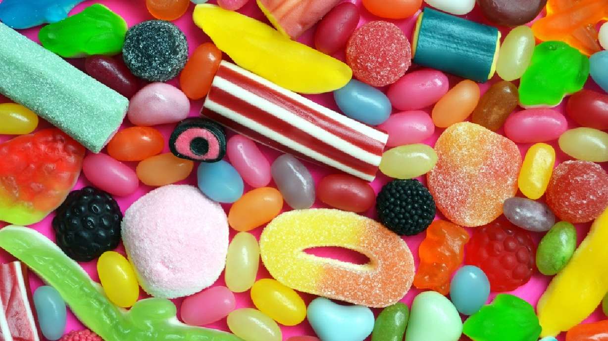 Which Halloween candy has the most sugar? Your top 10 ranked