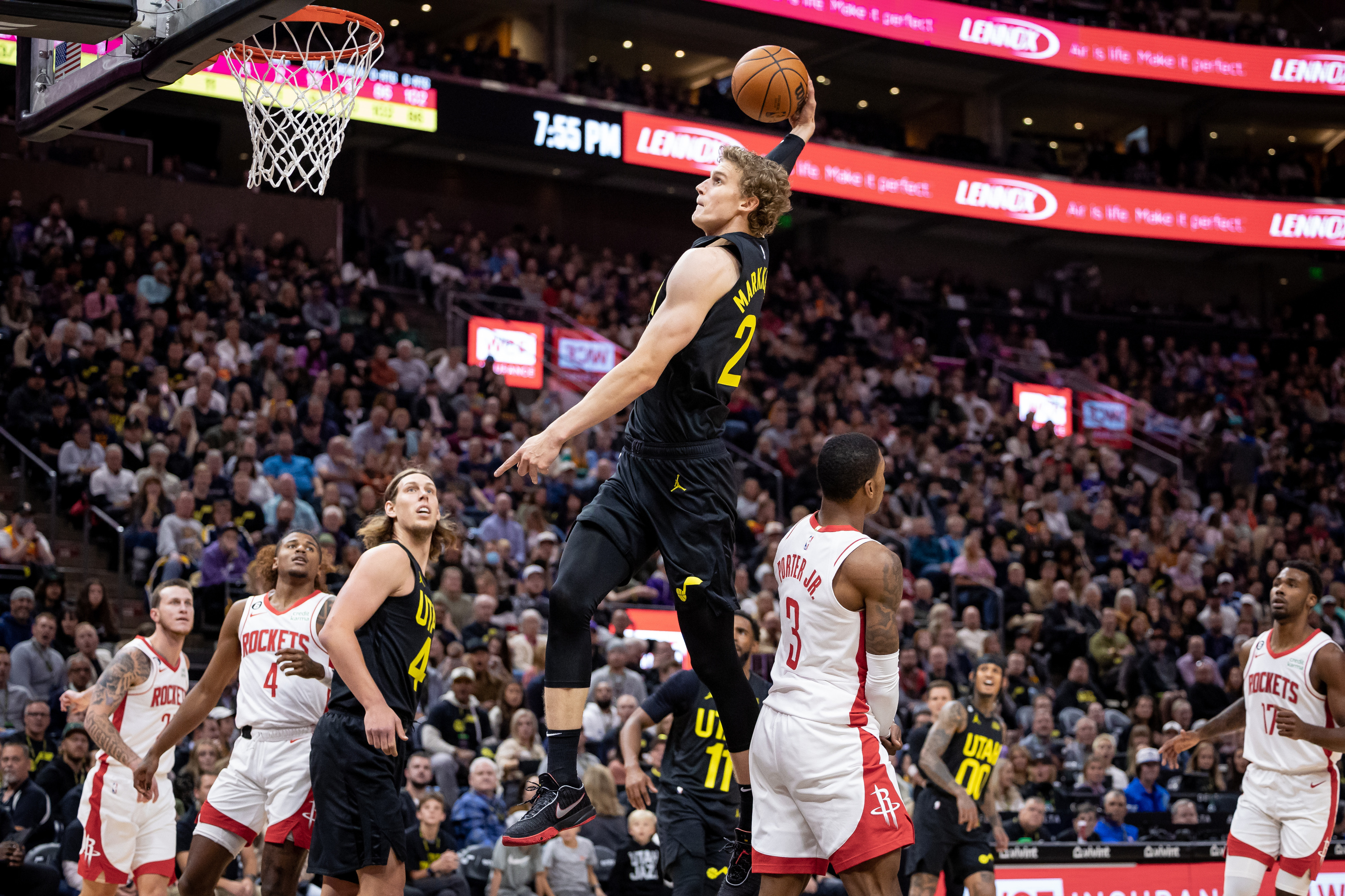 Jazz get some revenge, top Rockets to improve to 4-1