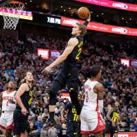 Jazz get some revenge, top Rockets to improve to 4-1