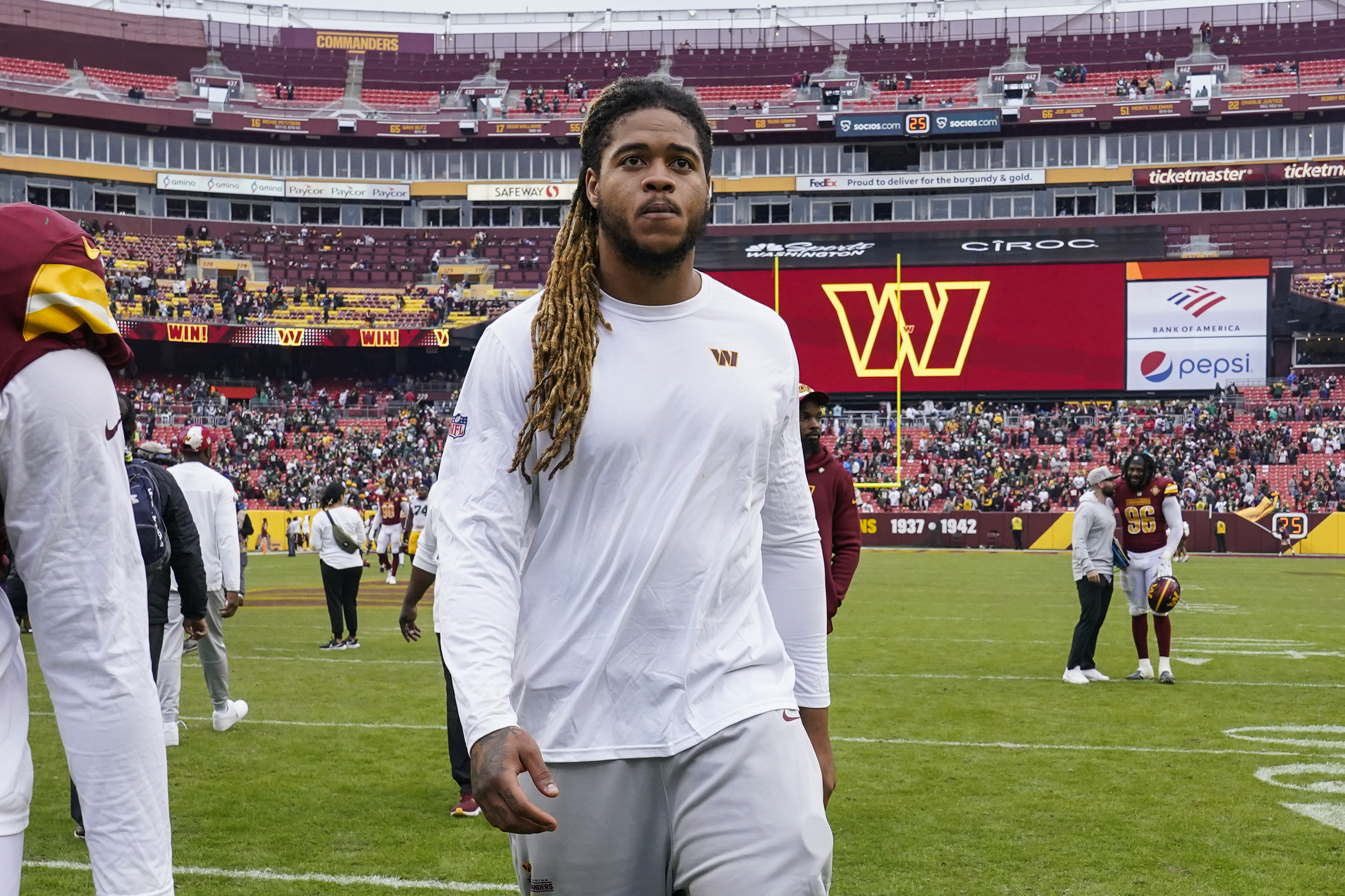 FILE - Washington Commanders defensive end Chase Young (99) walks off the field after an NFL football game against the Green Bay Packers on Oct. 23, 2022, in Landover, Md. Young is expected to practice with the Washington Commanders this week for the first time since tearing the ACL in his right knee 11 months ago, according to coach Ron Rivera on Monday, Oct. 31. 