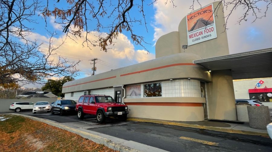 Hundreds line up at Millcreek restaurant closing because of staff shortage