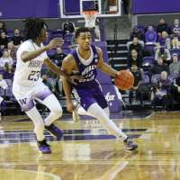 Offensive struggles doom Wildcats as they fall to Washington in season opener