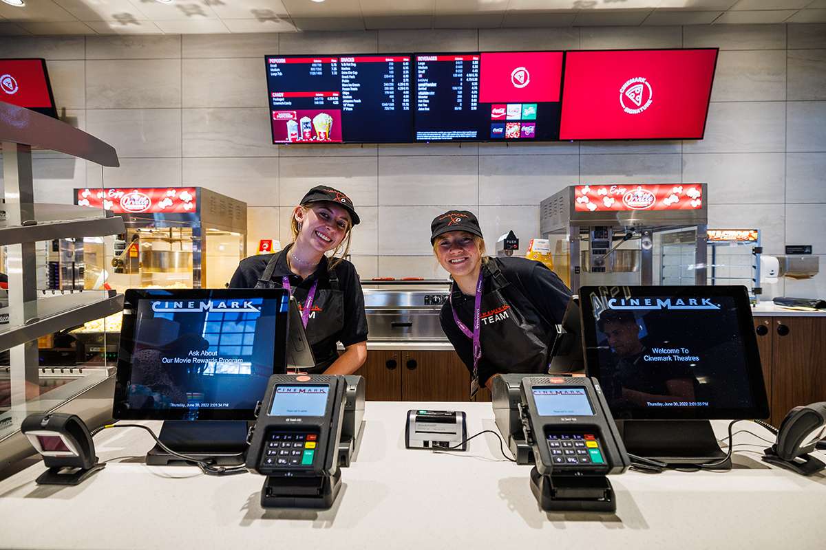 Santa is coming to Mountain View Village