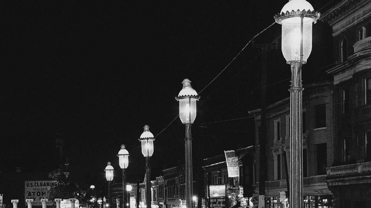 Gas lamps illuminate St. Louis' Gaslight Square on April 2, 1962. "Gaslighting" — mind manipulating, grossly misleading, downright deceitful — is Merriam-Webster's word of 2022.