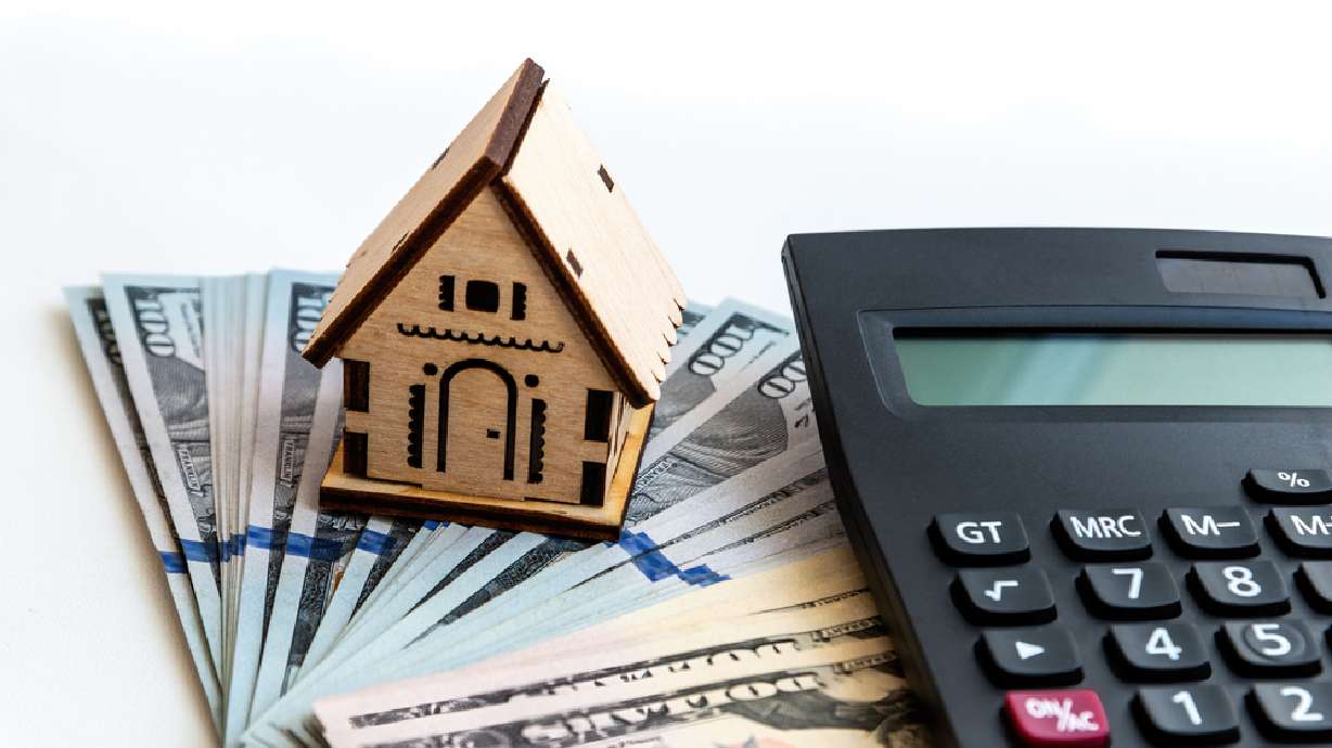 5 tips to make it easier to buy or sell a home in a rising interest rate market