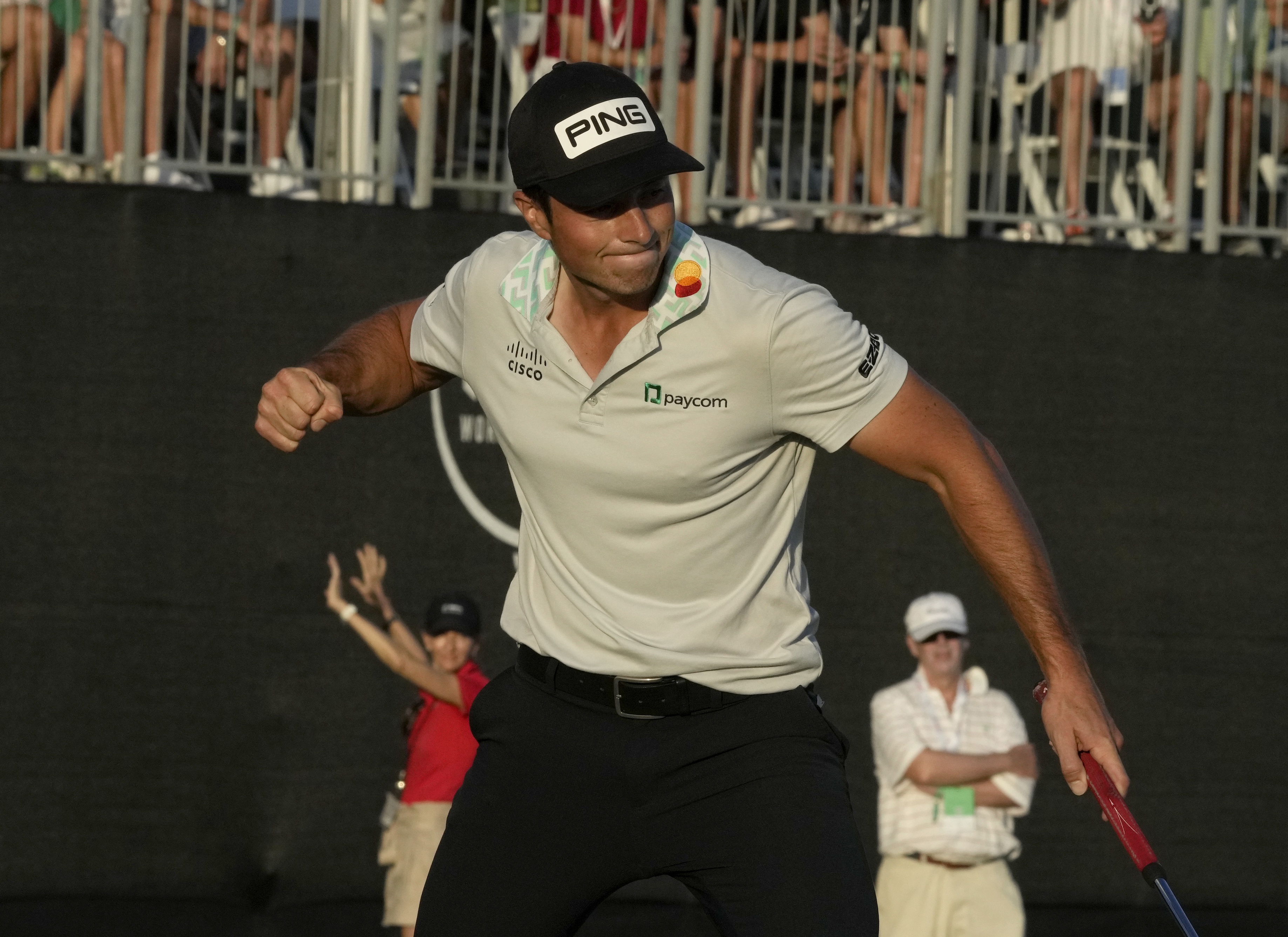 Norway,´s Viktor Hovland celebrates winning the Hero World Challenge PGA Tour at the Albany Golf Club in New Providence, Bahamas, Sunday, Dec. 4, 2022. 