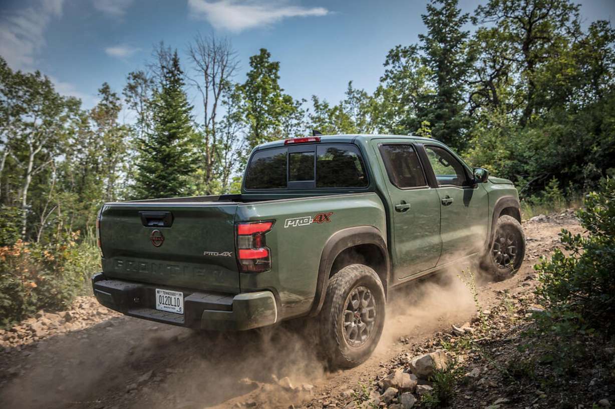 2022 Nissan Frontier Pro-4X test drive review