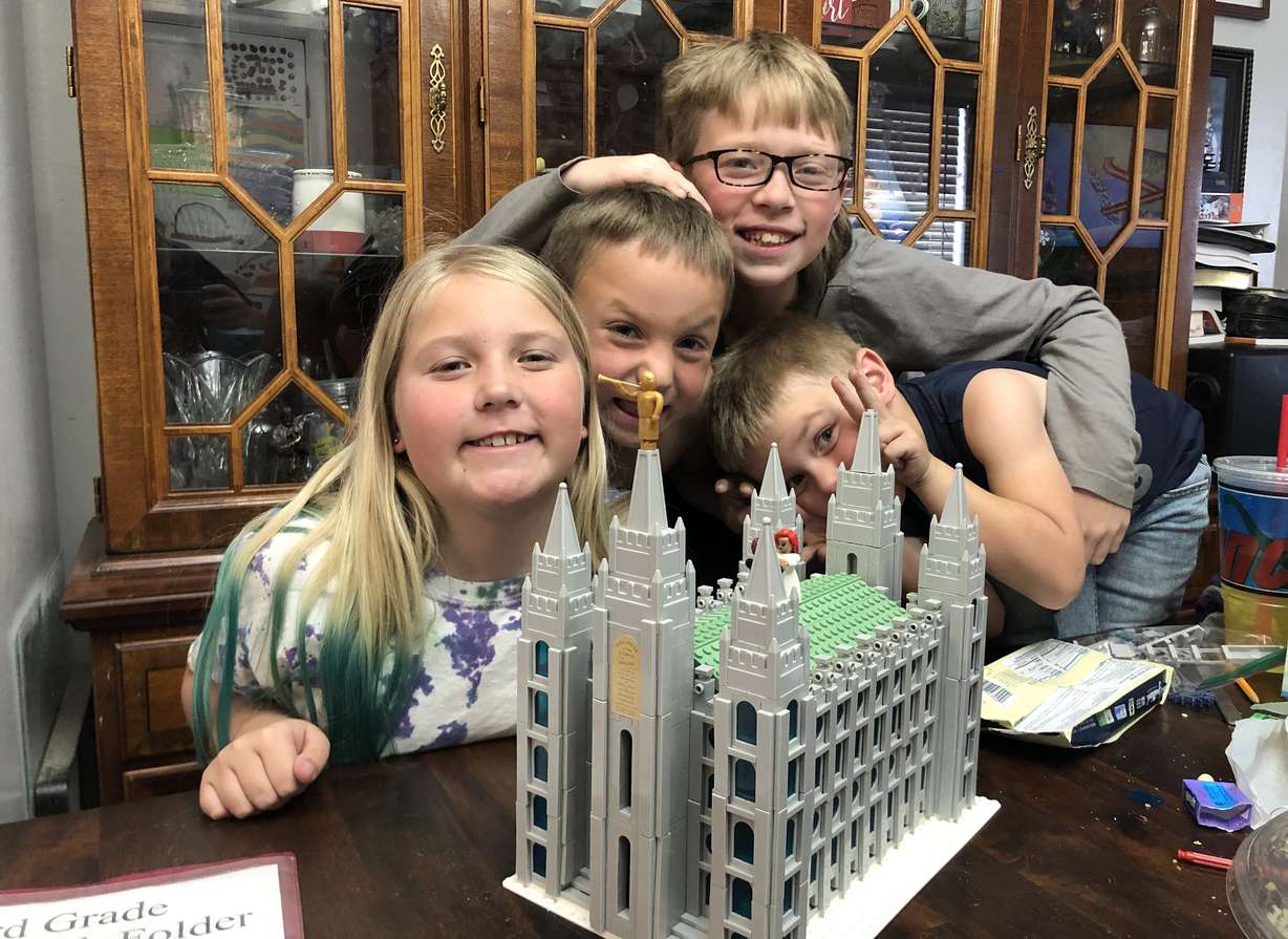 Jennifer’s kids from Utah.