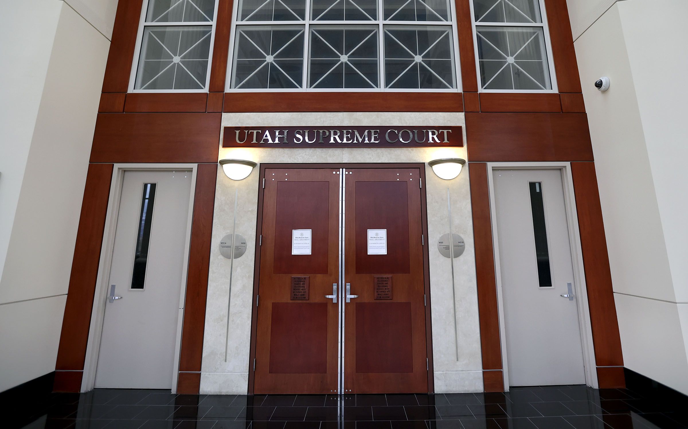 Citing inflationary pressures and intense competition for qualified attorneys along the Wasatch Front resulting in sharp declines in numbers of lawyers applying for judgeships, a state commission has recommended a total 10% pay raise for Utah judges.