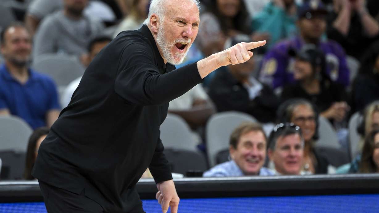 San Antonio Spurs head coach Gregg Popovich yells to his players during the second half of an NBA basketball game against the Cleveland Cavaliers, Monday, Dec. 12, 2022, in San Antonio. San Antonio won 112-111.
