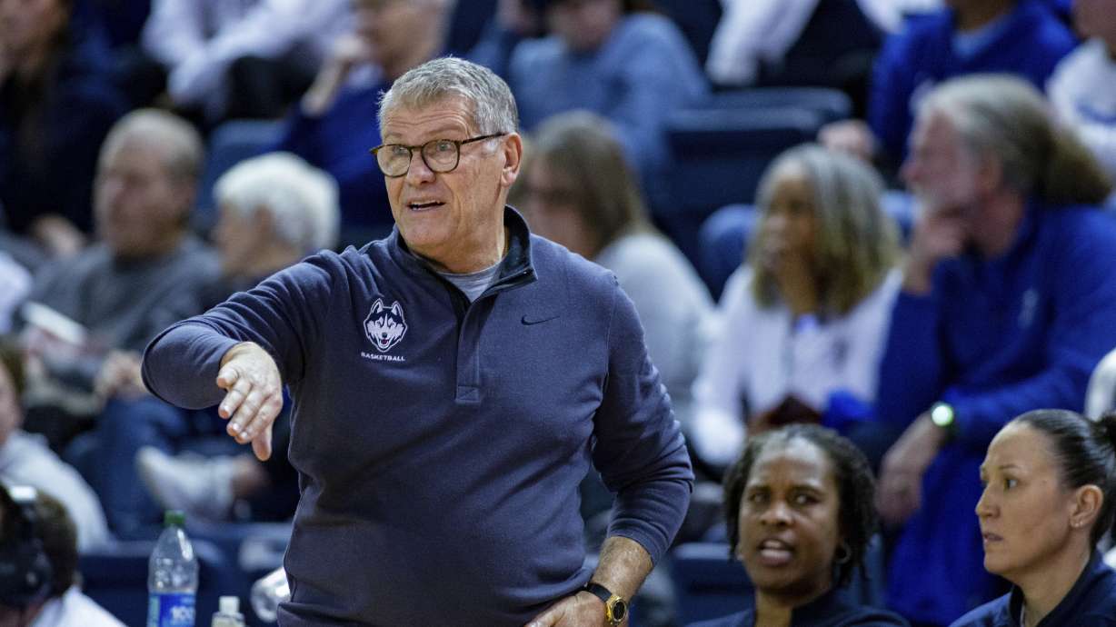 UConn coach Geno Auriemma gestures during the team's NCAA college basketball game against Creighton on Wednesday, Dec. 28, 2022, in Omaha, Neb.