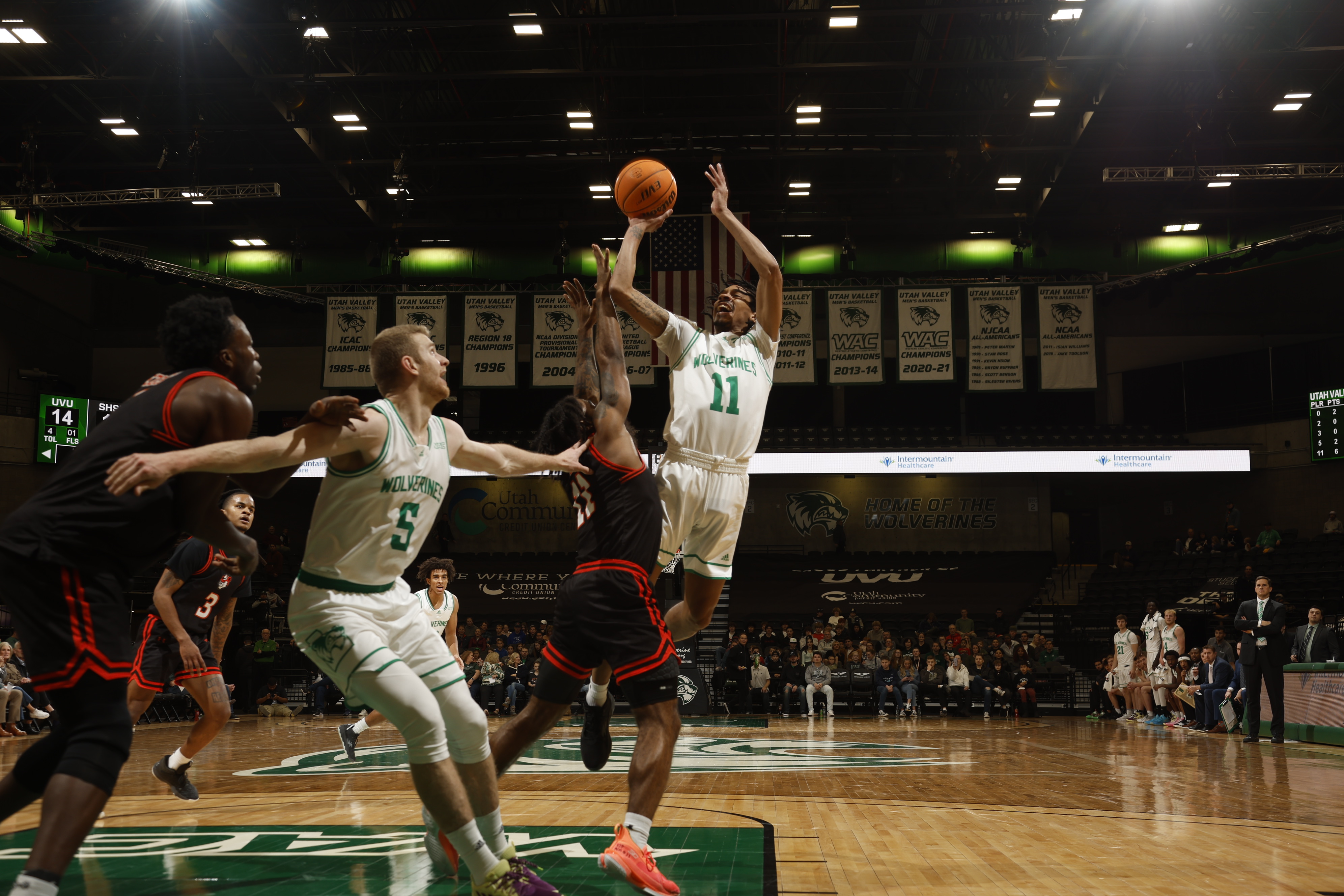 Utah Valley basketball is state's best-kept secret after sending loud message to WAC
