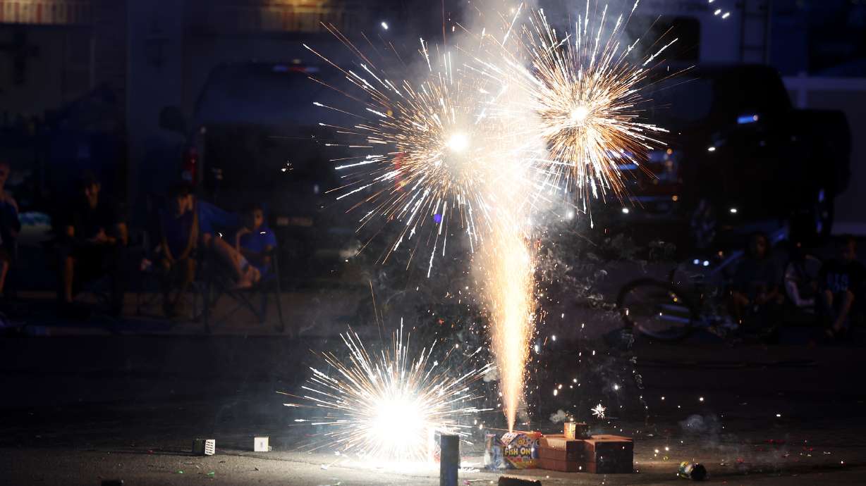 Fireworks go off in Herriman on July 4, 2022. Similar fireworks will be seen across the state on New Year's Eve to celebrate the end of 2022 and ring in 2023.