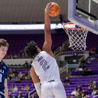 Weber State pulls away in 2nd half to close out Northern Arizona 76-60