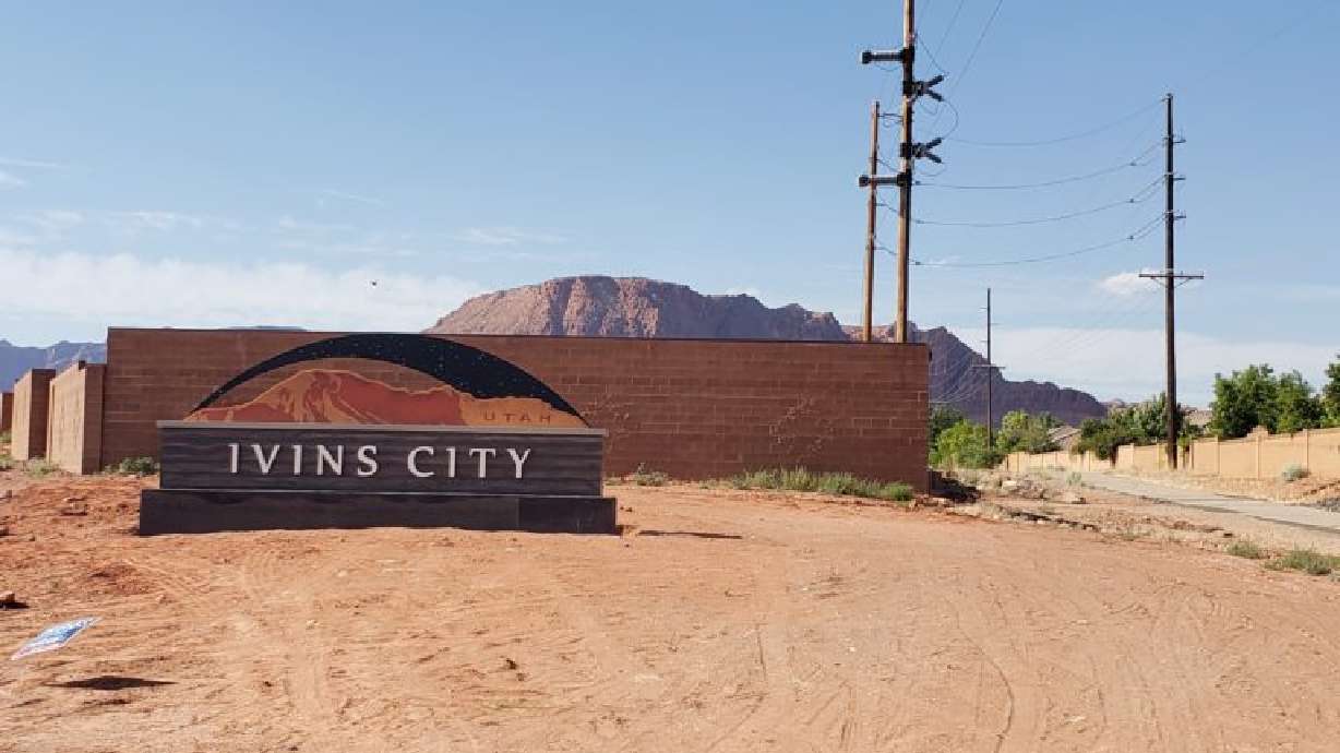 Sign welcomes visitors to Ivins City on May 22, 2020. A survey shows Ivins city residents want fewer resorts and tourists, and more trails and dark-sky regulations.