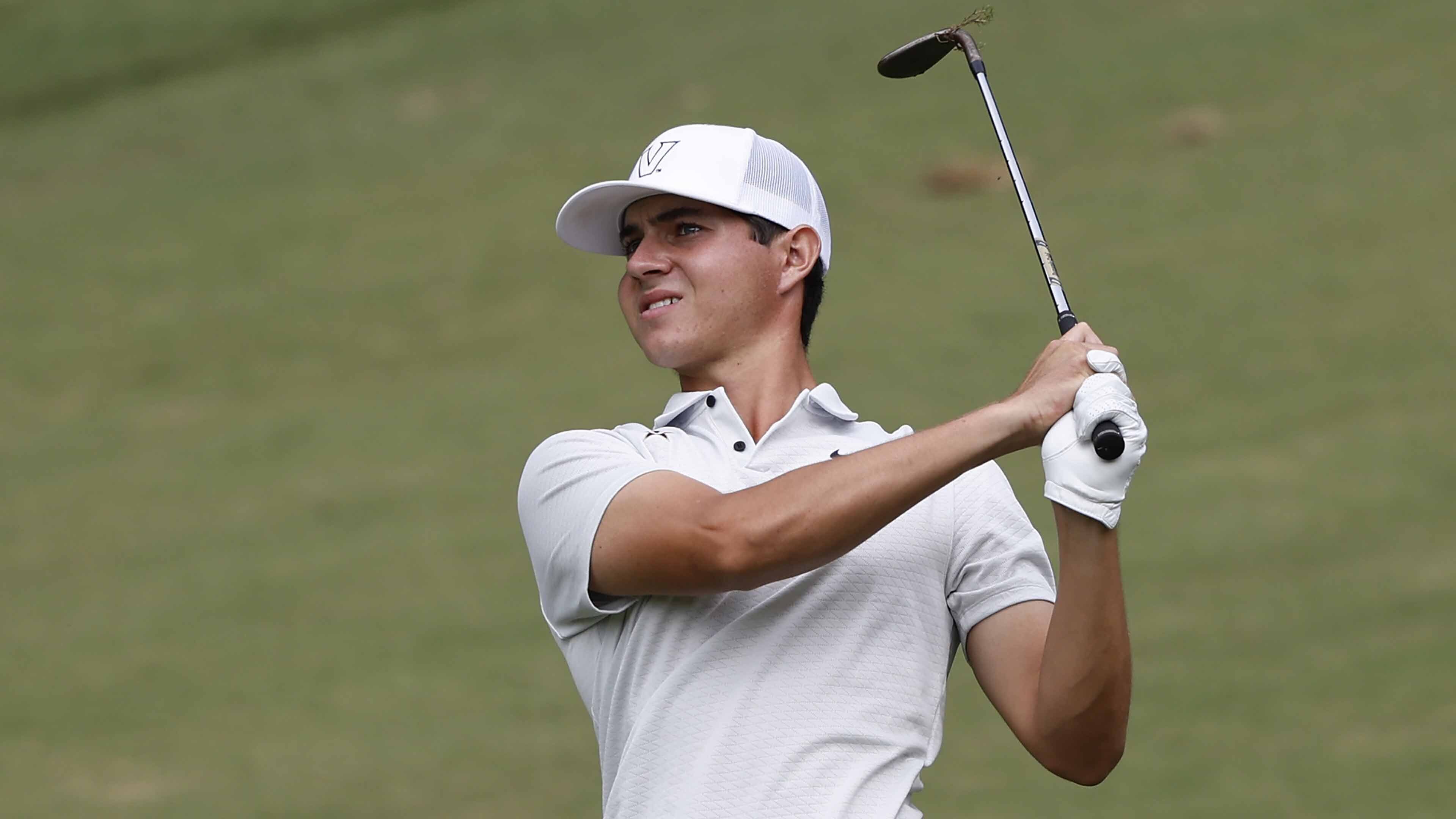 FILE - Vanderbilt's Gordon Sargent hits a chip shot during an NCAA college golf tournament on Sunday, Sept. 25, 2022, in Birmingham, Ala. The Masters expanded its reach to elite amateurs on Thursday, Jan. 5, 2023, when it offered a special invitation to NCAA champion Gordon Sargent, the first time in more than 20 years an amateur received such an invitation. 