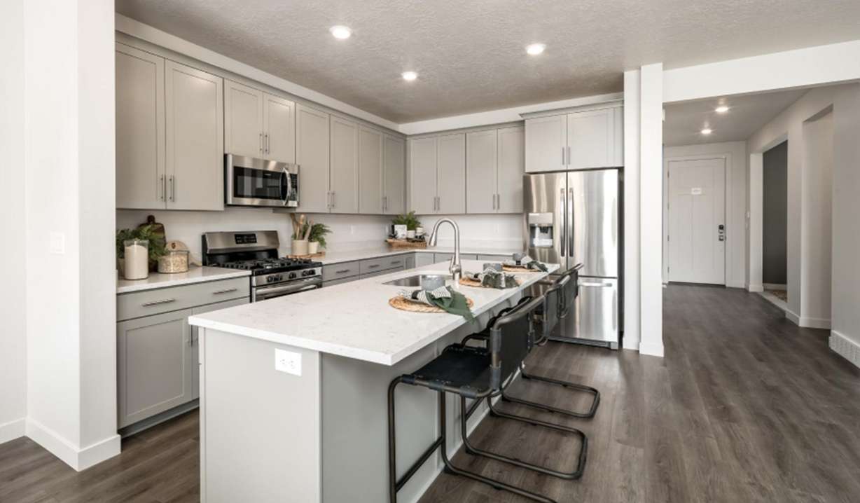 With interest rates rising, here's how some Utah homebuyers are staying in the market
