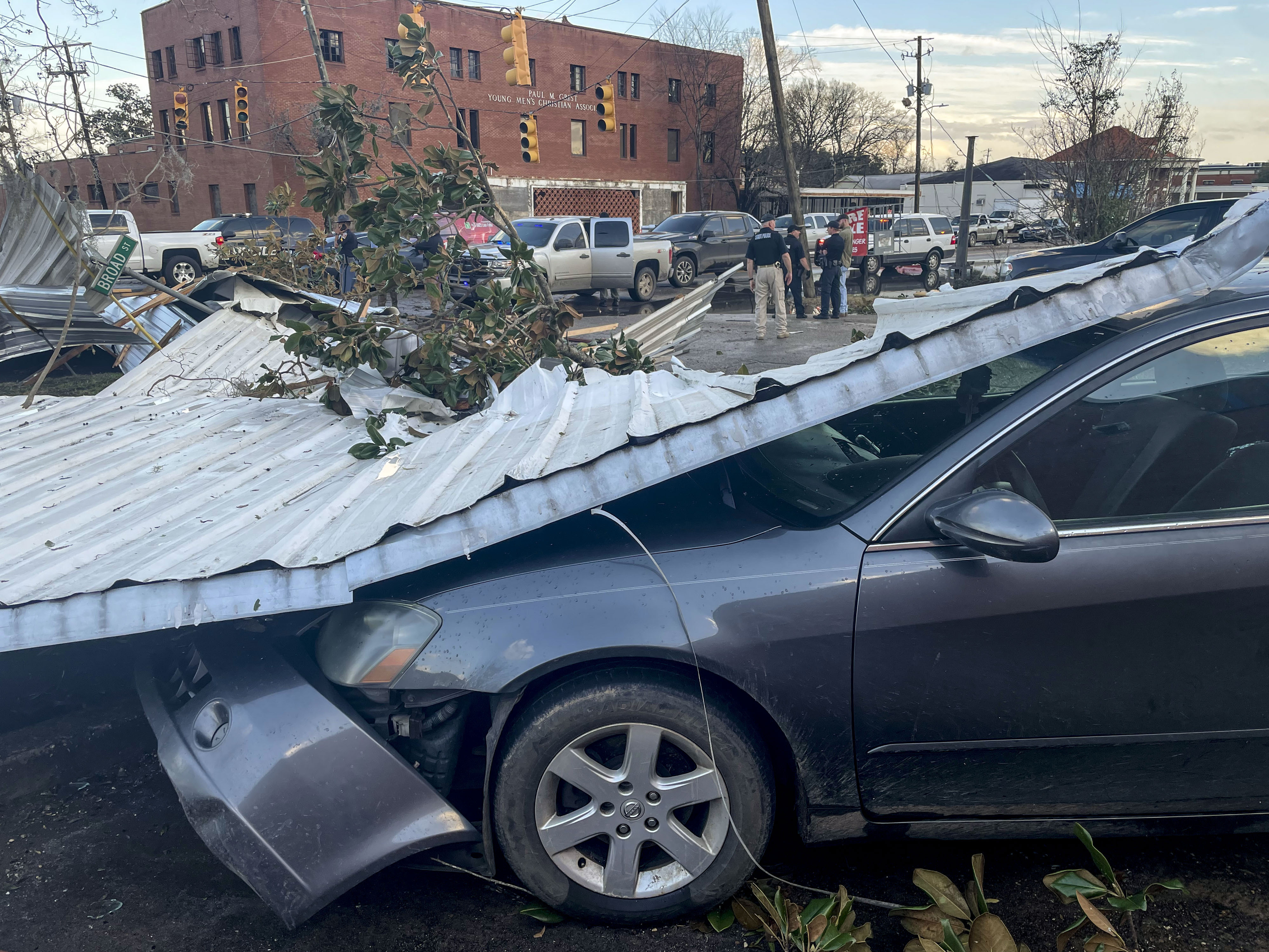 Crews search for survivors after tornado hits Selma, Alabama; 7 deaths ...