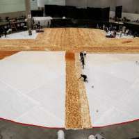 New record set for world's biggest pizza