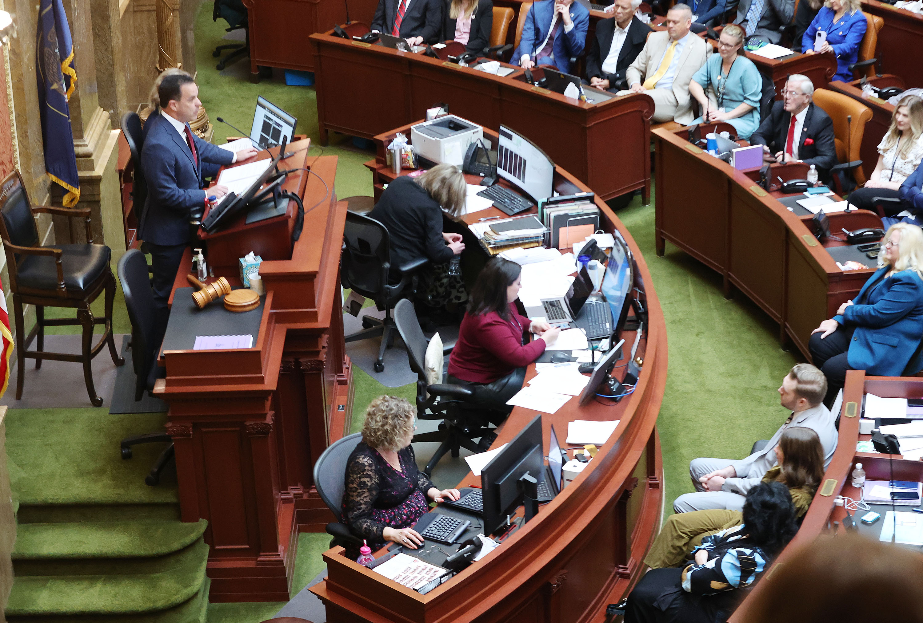 Resolution targeting Utah abortion law passes House, heads for final