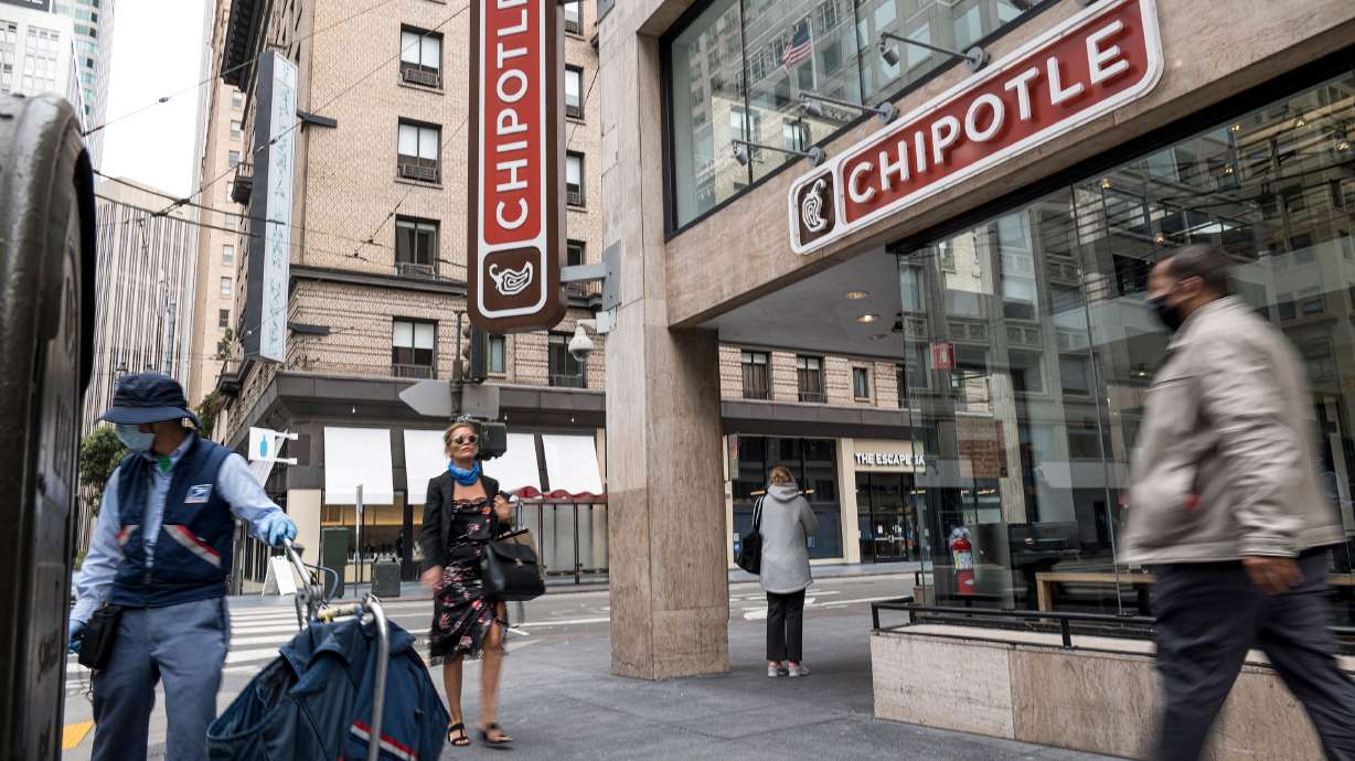 California voters will decide next year on a referendum that could overturn a landmark new state law setting worker conditions and minimum wages up to $22 an hour for fast-food employees in the nation's largest state.