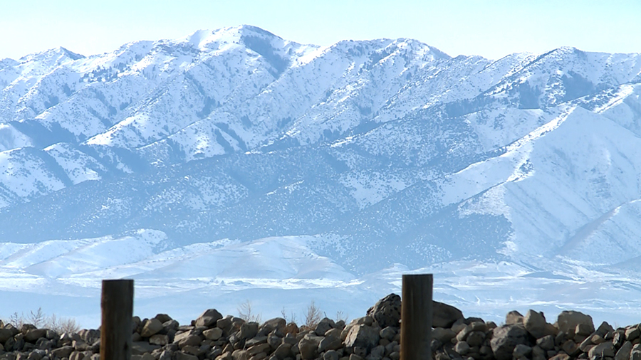 Cold temperatures settled across Utah on Monday. An expert shares tips to be prepared in severe weather.