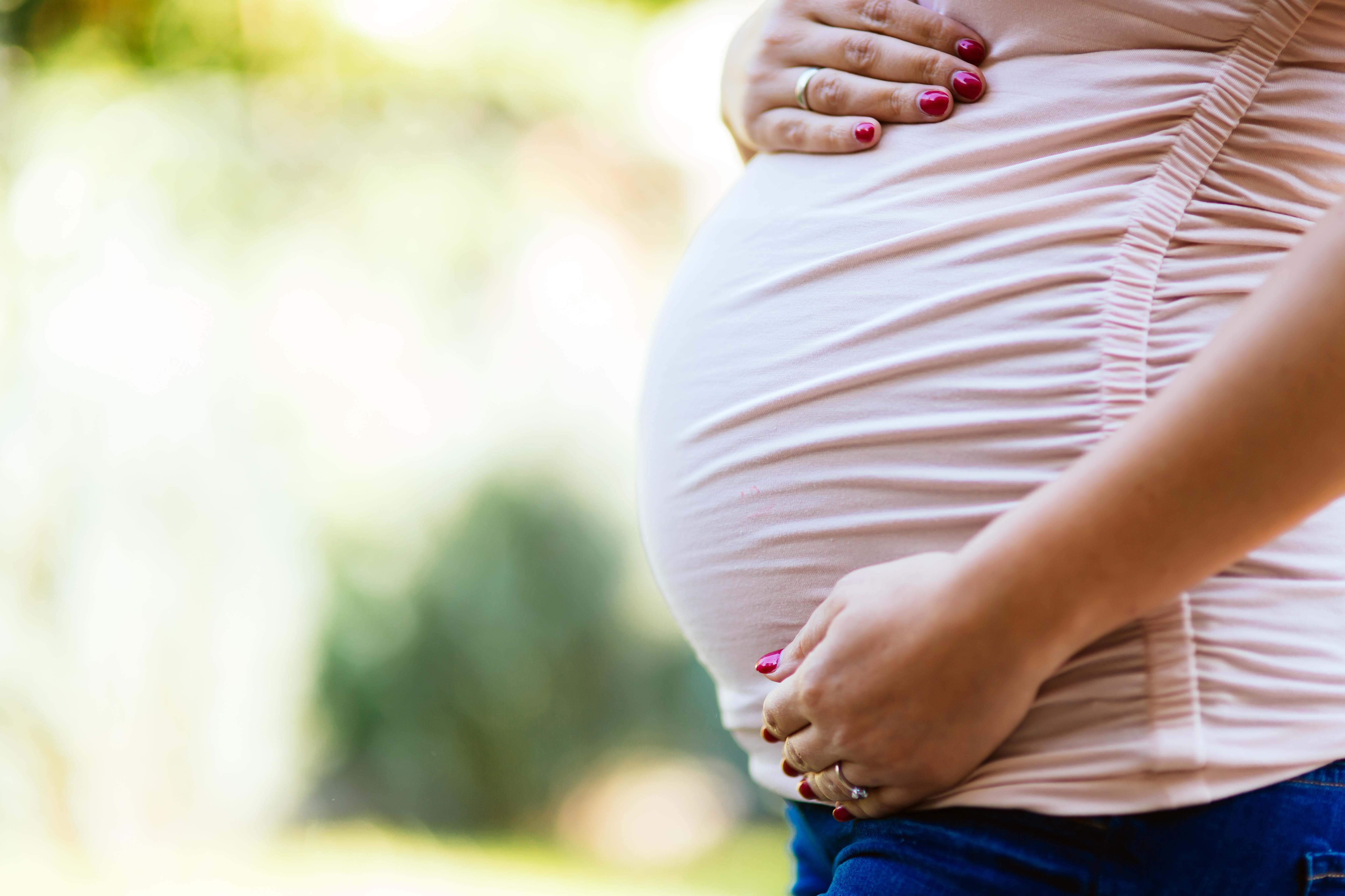 Five major pregnancy complications are strong lifelong risk factors for ischemic heart disease, a new study finds, with the greatest risk coming in the decade after delivery.