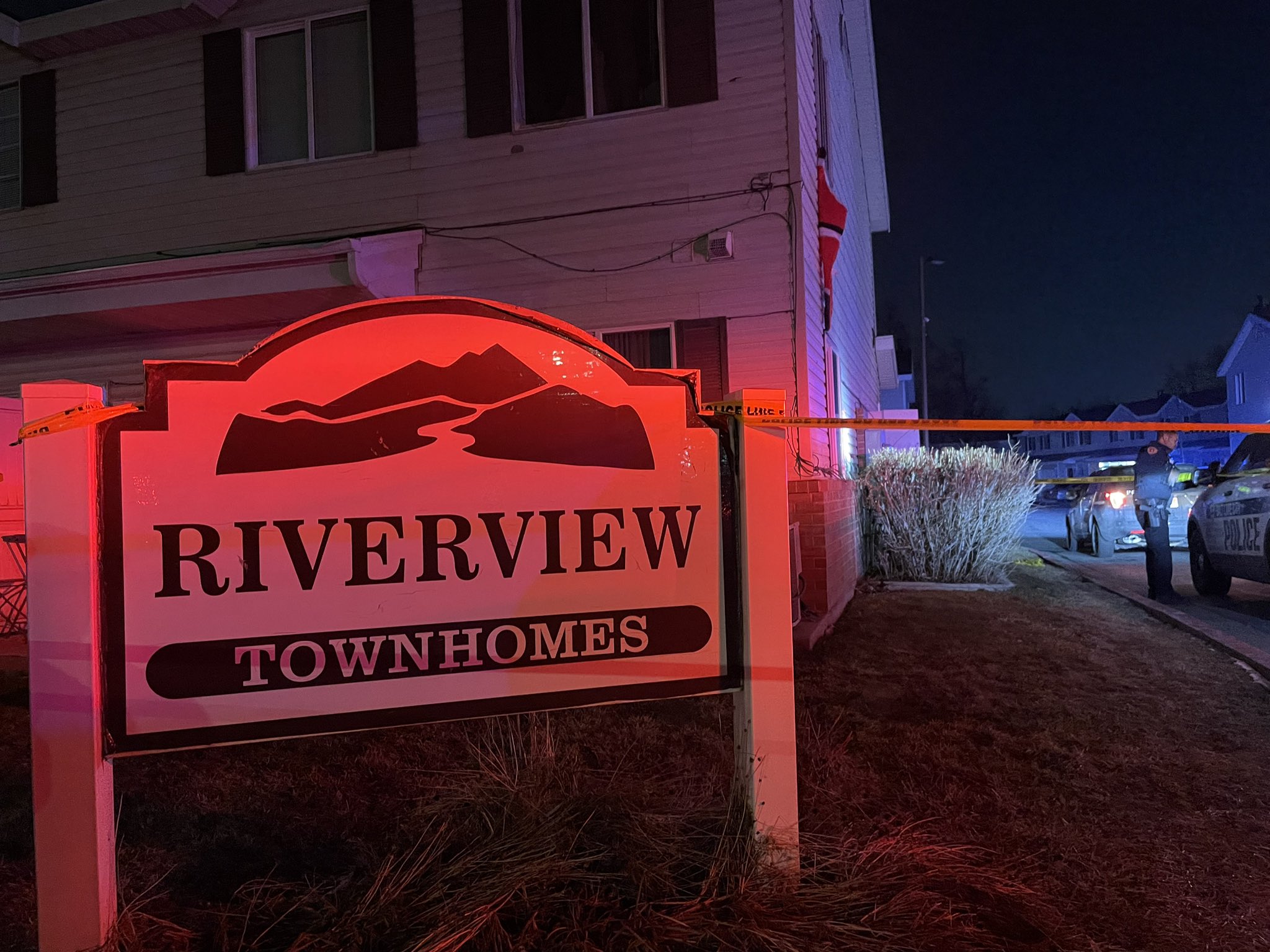 Salt Lake City Police responded to a shooting Wednesday evening that left a man in critical condition. Police said it seems the suspect left the scene before officers arrived.