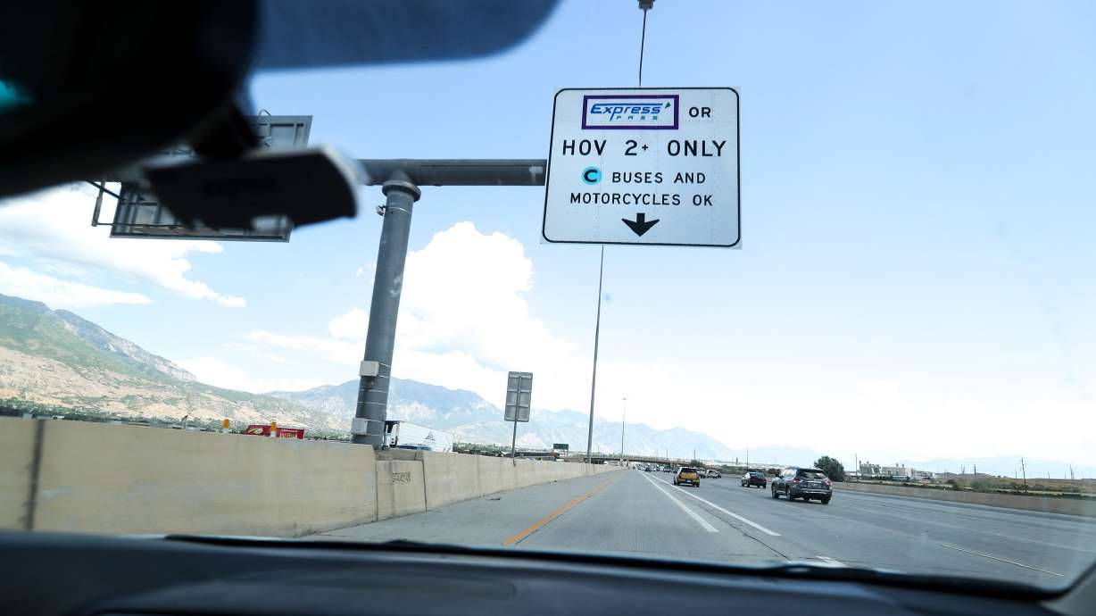 A bill to permit pregnant women to use the carpool lane failed to move forward in a state senate committee.