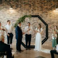 Video: Utah man with autism officiates sister's ring ceremony