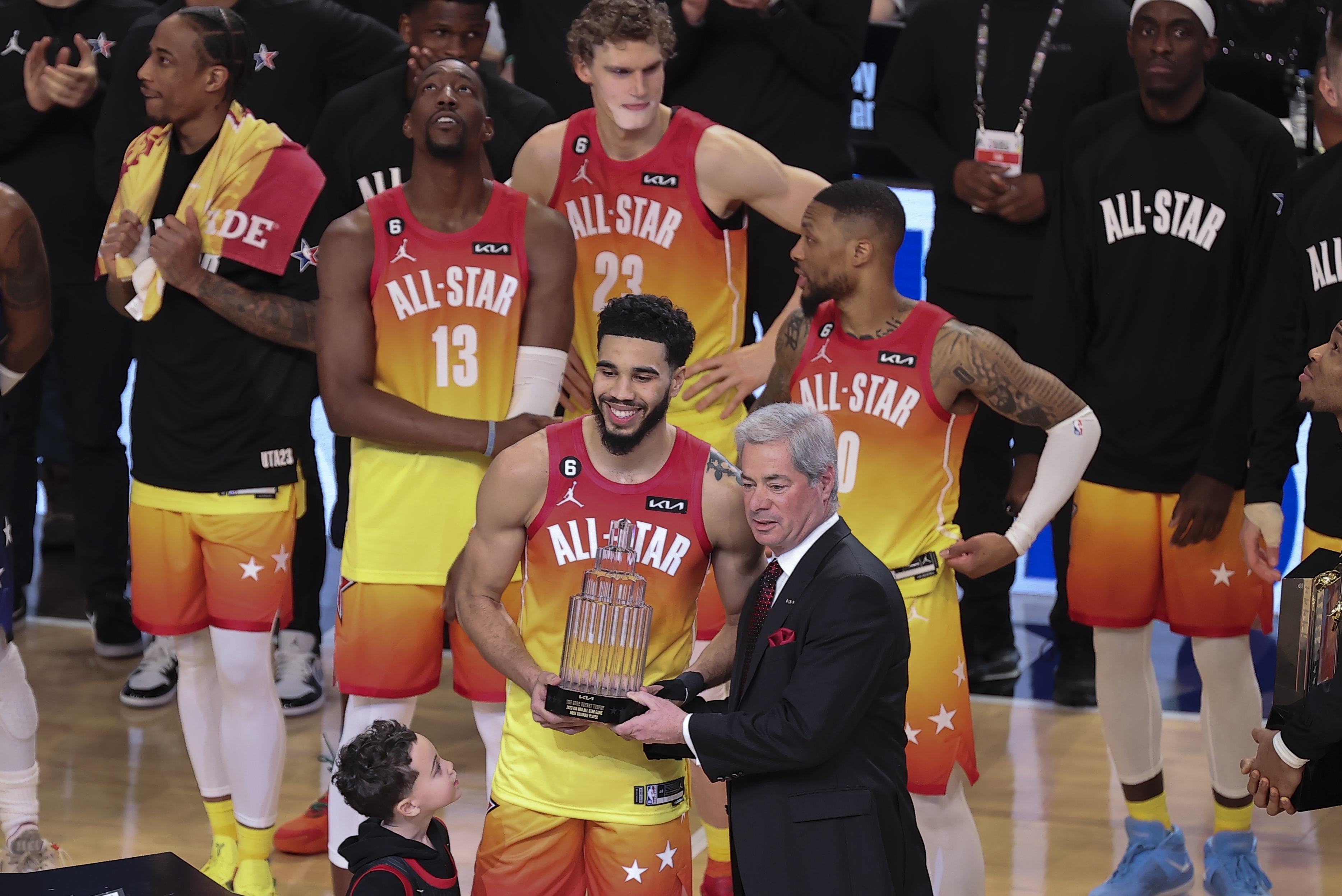 Patrick Kinahan: Broken NBA All-Star Game repeats as snooze fest