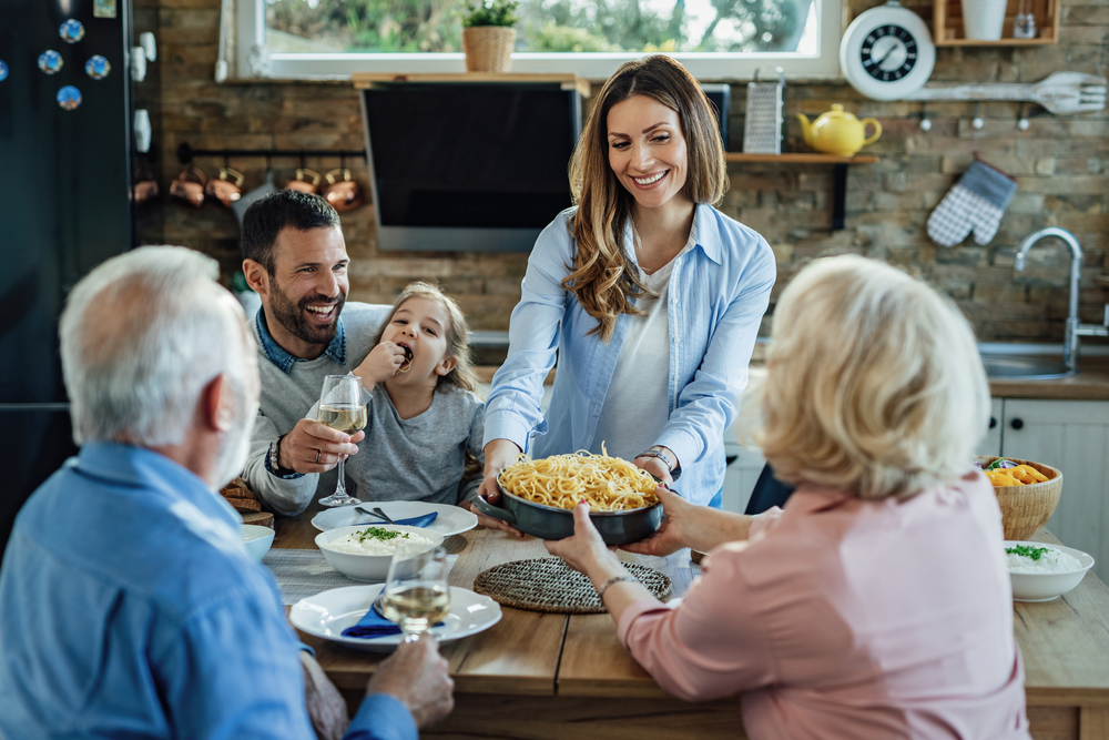4 easy ways to provide your family with healthier meal options