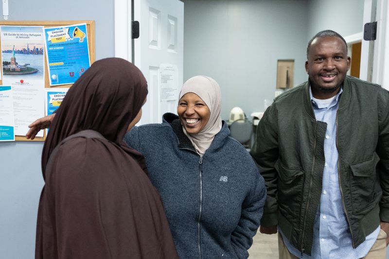 Guddoomiyaha Somali Community Self-Management oo u mahadceliyey Bennion Center iyo ardayda University of Utah