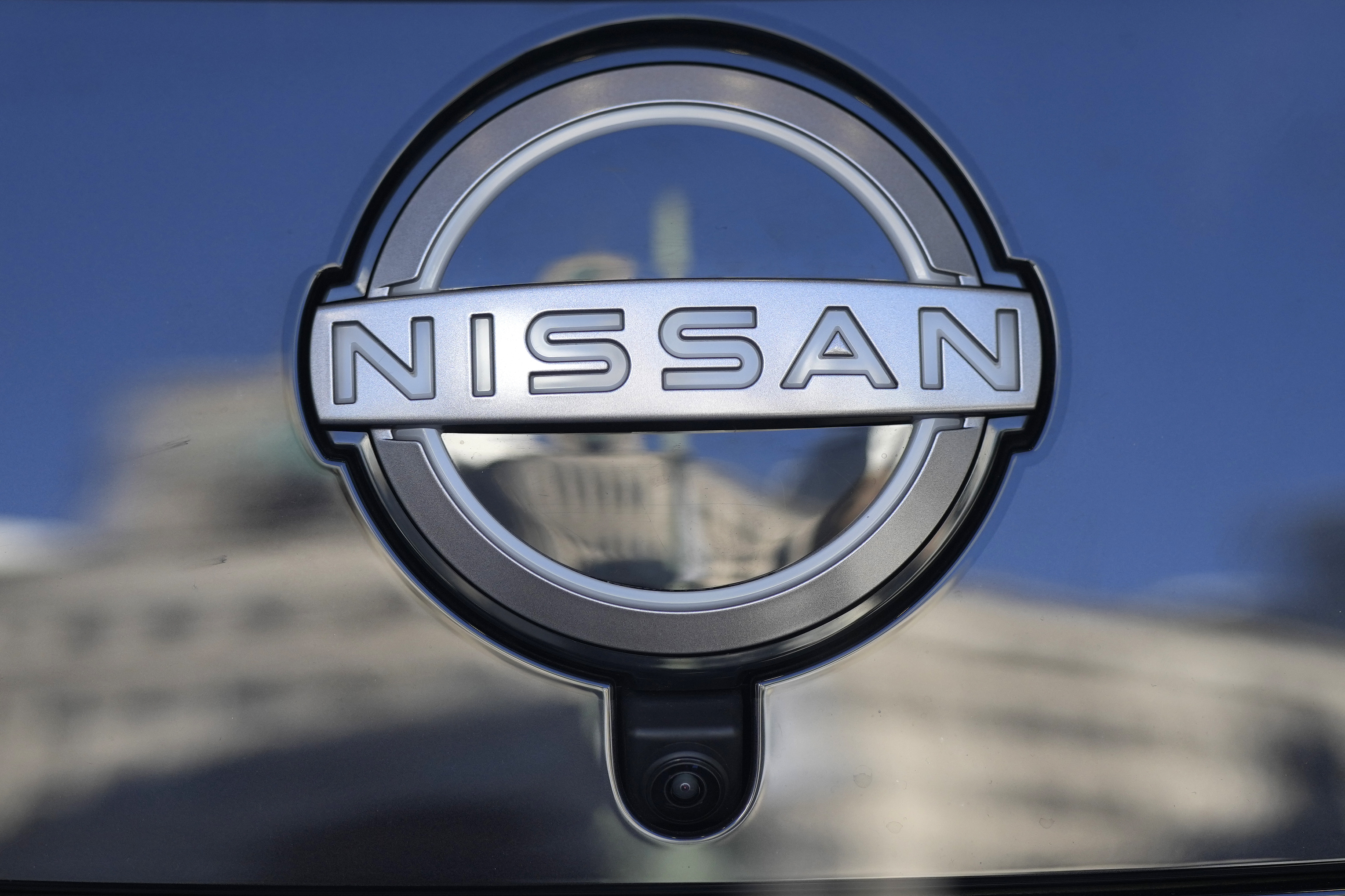 Nissan is recalling more than 809,000 small SUVs in the U.S. and Canada, Tuesday because a key problem can cause the ignition to shut off while they’re being driven.