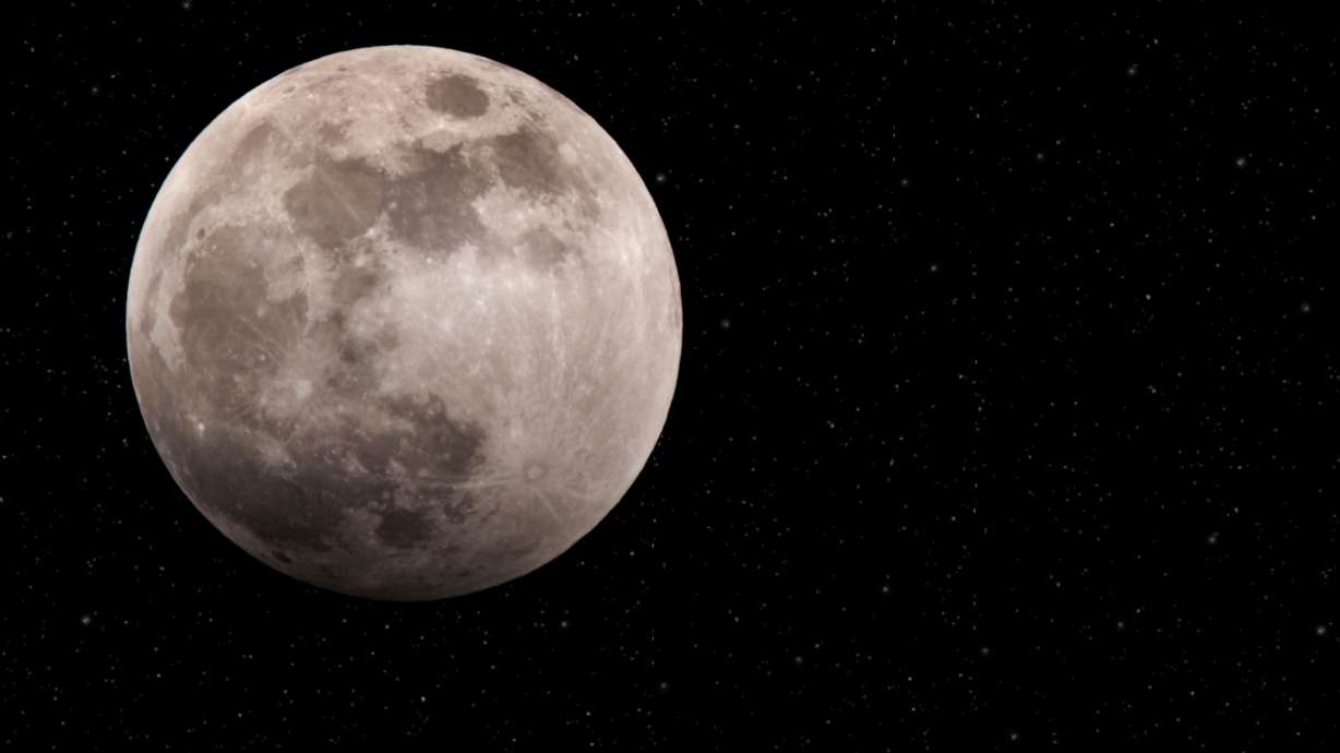 With more lunar missions than ever on the horizon, the European Space Agency wants to give the moon its own time zone.
